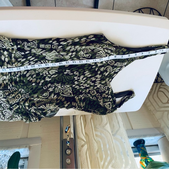 NWOT Jonathan Martin Studio 100%silk printed dress size 12 - Picture 8 of 10